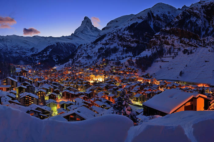  Skifahren, Snowboarden und Winterwandern an 365 Tagen im Jahr in Zermatt by Schweizerbergkristalle.ch